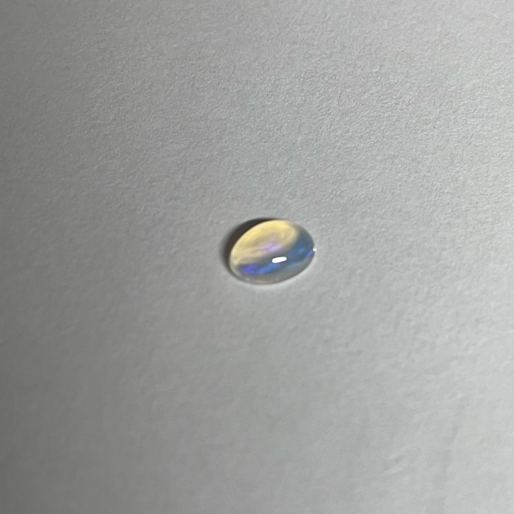 .50 cts Natural Fire Opal Gemstone Oval Cut - Picture 3 of 3